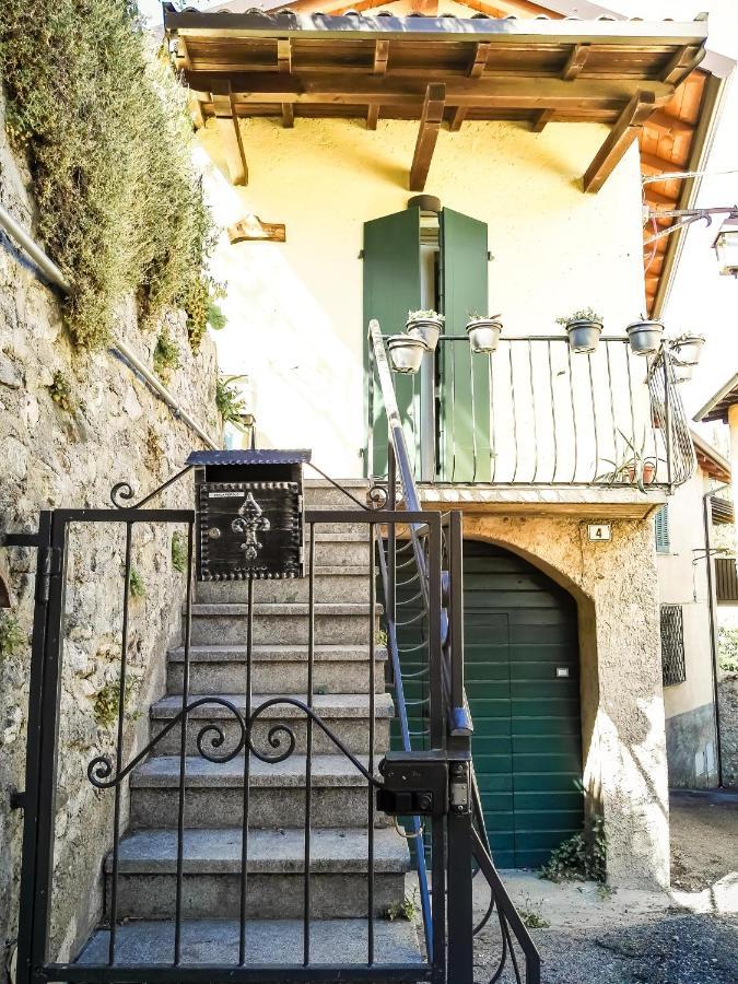 La Ca Dei Ulif Villa Gardone Riviera Bagian luar foto