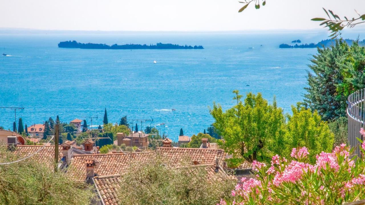 La Ca Dei Ulif Villa Gardone Riviera Bagian luar foto